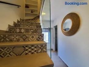 Happy House - Image 5