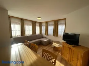 Hubertushof Apartments - Image 4