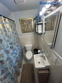 Cute and Cozy 1bd Condo Apartment townhouse - Image 2