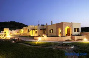 Georgia's Apartments Kouremenos Beach - Image 2