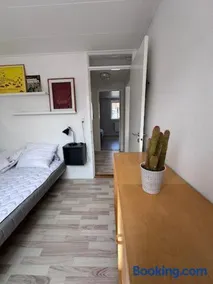 Apartment Near Beach Harbor And Coast Path - Image 4