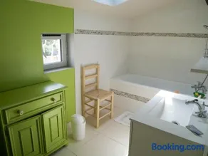 Cantegrel, chambres d'hôtes et sanitaires à l'étage chez l'habitant, 2 jours minimum - Image 5