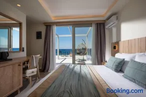 San Marine Beach Hotel, Heart of Chersonissos, Steps from the Sea - Image 1