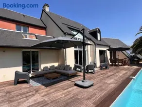 Belle villa bord de mer avec piscine - Image 4