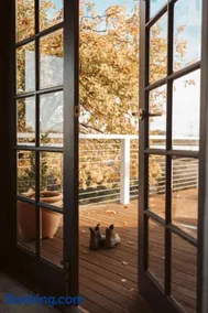 Secluded Romantic Getaway Daylesford Region - Image 3