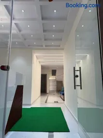 Hotel Tulip Inn & Lodging - Image 2