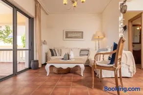Marika Seaside Villa - Image 4