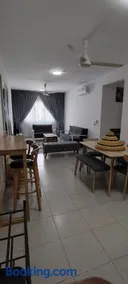J&K Guesthouse at Harmoni Apartment, Eco Majestic - Image 2