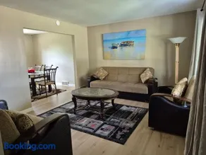 Four Bedroom Family and friends cozy home - Image 3
