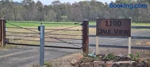 Dale View Luxury Accommodation - Image 1
