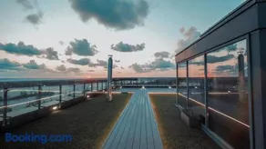 Sky Garden Penthouse - Image 2