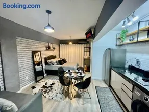 Loft Studio 308 no Kobrasol à 7km de Floripa - Image 1