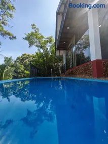 DILSHAN HOTEL Diyaluma - Image 4