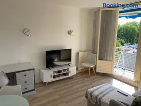 Appartement T2 clim, wifi, parking centre ville à 10mn, plage 20mn - Image 1