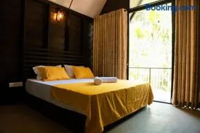 Eco Knuckles Holiday Lodge - Image 5