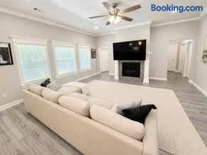 Spacious New Build With Dedicated Office! - Image 3