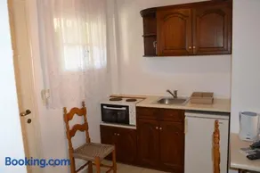 Philippos Hotel - Image 3
