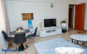 Pearl Furnished Apartment Skyview Hideaway - Image 5