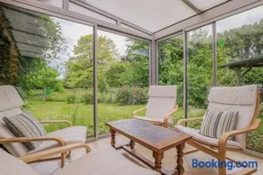 Charmante maison de campagne avec jardin privé - Image 1