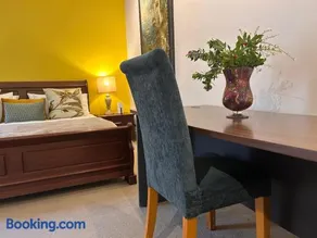 Bishopsfield Guesthouse Rondebosch - Image 4
