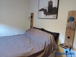 Upstairs at Pebble Point - Image 1