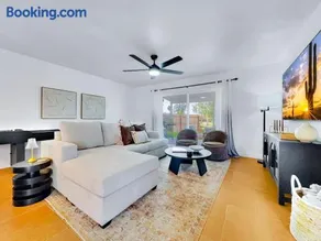 Revolta Fairway Retreat - Image 2