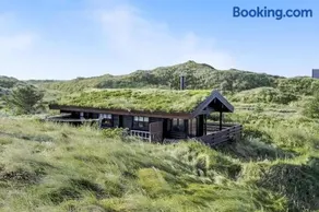 Cozy house with stunning sea views - Image 1