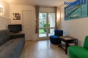 Appt rez de jardin 6 personnes avec piscine tennis et parking gratuit 21 - Image 3