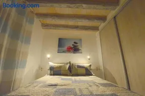 Cosy little modern-rustic apartment in Corfu center. - Image 2
