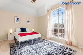 Sleep on the Cloud - 5 Bedrooms - Corner Lot - Image 4