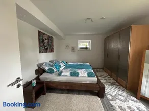 Stilvolle, große Ferienwohnung in der Hallertau, Nähe Pfaffenhofen & Scheyern - Image 2