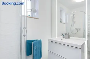Elite Apartments Marine Deluxe - Image 3
