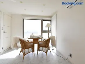 ZUSHI Funny house - Image 1