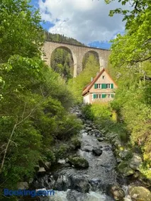 Ravenna Lodge - Image 1