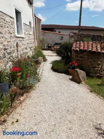 Chambres D'hôtes Les Noisetiers - Image 3