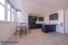 The Old Town Hall - Flat 1 - Image 3