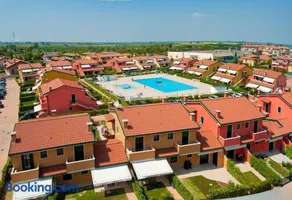 Villaggio dei Fiori - Agenzia Cocal - Image 1