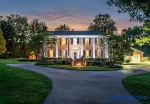 Bourbon Trail Estate! Golf Sim, Speakeasy, 14 - Image 1