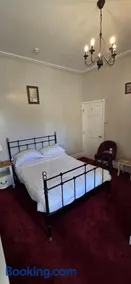 Norfolk Guest House - Image 2