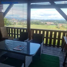 Kuscheliges Blockhaus in Alleinlage mit Traumaussicht - Image 2