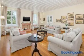Liston Luxury Apartment with Spianada & Fortress View - Image 1