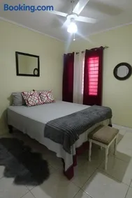 Cool & Cozy Retreat in Jacar Homes - Image 5