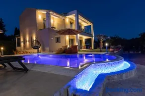 Ulivi Verdi Villa - Image 2