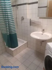 1,5 Zi Wohnung 43 qm im Zentrum von Plochingen, frisch renoviert und voll ausgestattet - Image 2