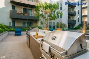 Marina Boardwalk Breeze 1BA & 2BA - Short Trip To Venice Beach - Image 5