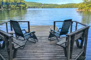 Lake Waukewan Chalet - Image 3