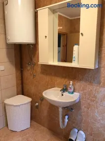 Apartment near the Airport - Image 4