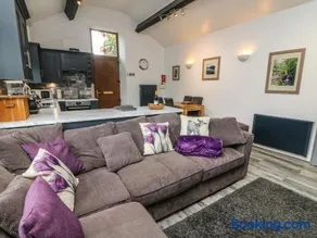 The Lodge - Image 3