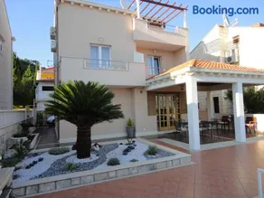 Soko Apartments & Rooms - Image 3