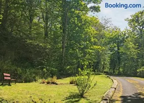 Hideaway Lodges - Image 4